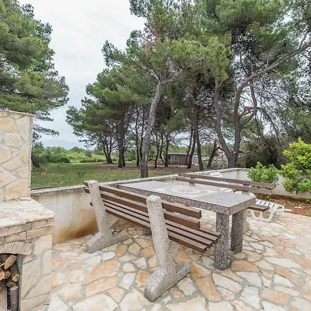 Jagunic Apartment Vir